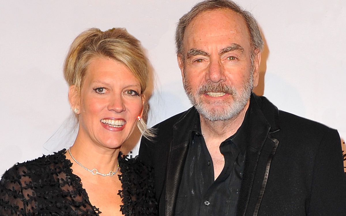 Neil Diamond Opens Up About His New Album and Living With Parkinson's