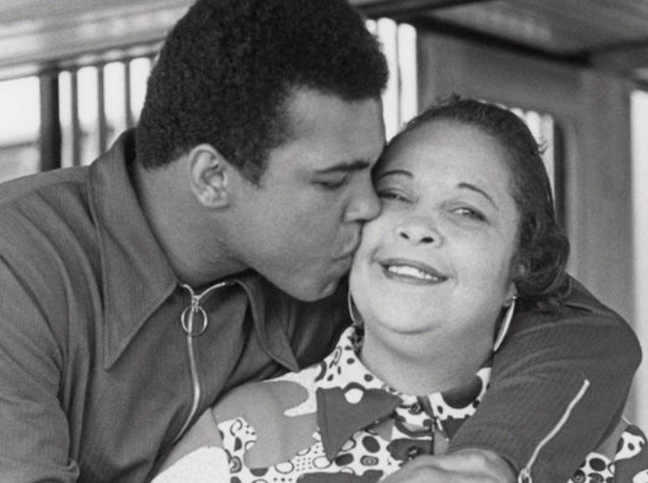 Muhammad ali and his mother, odessa clay getty
