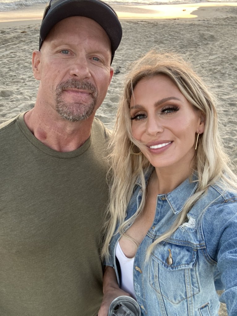 — See the best tweets from Steve Austin