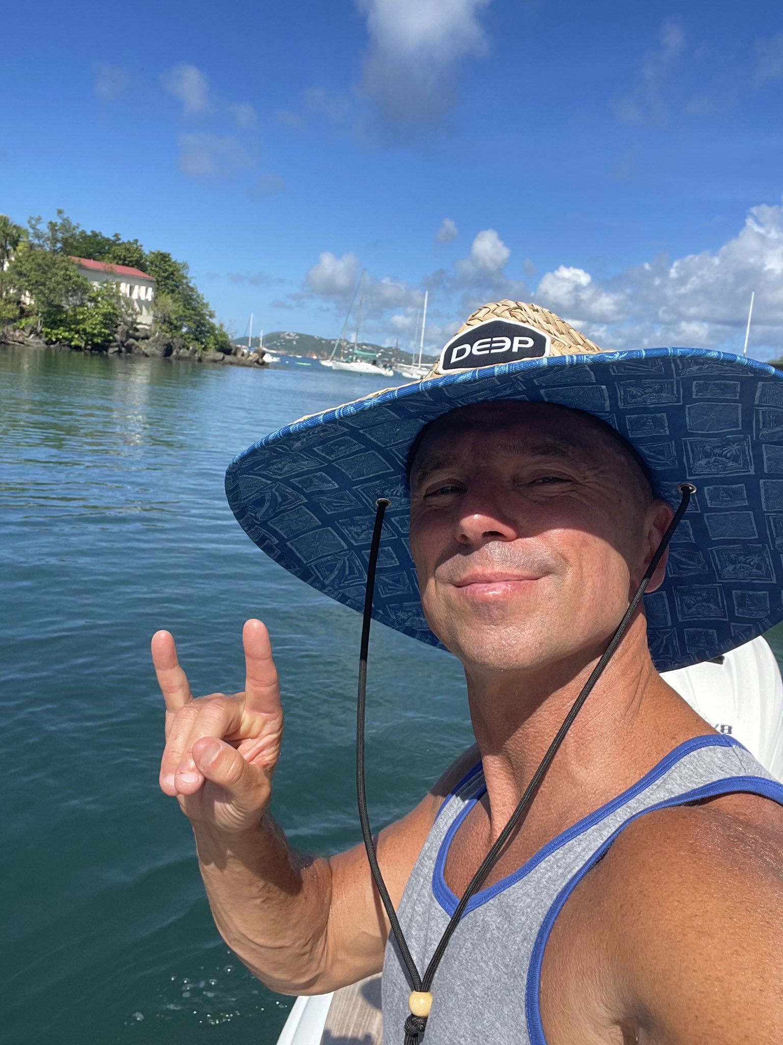 Kenny Chesney on Twitter "Excited to be nominated for single of the year with kelseaballerini