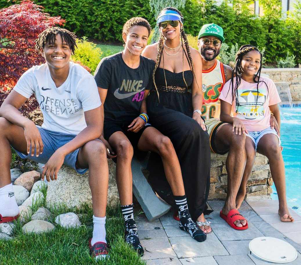 CBS Mornings' New CoHost Nate Burleson on How LeBron James Inspired Him