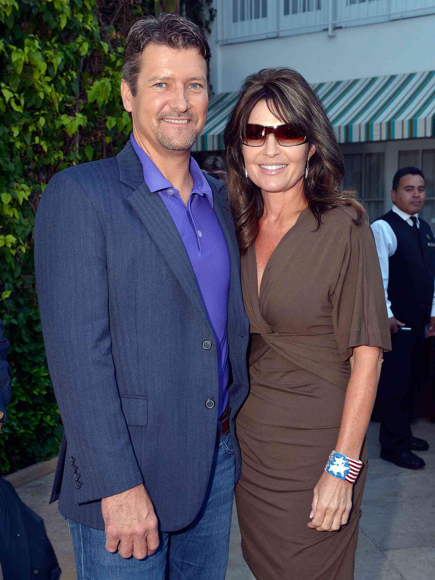 Dean Cain Had Dinner with Sarah Palin Before Divorce