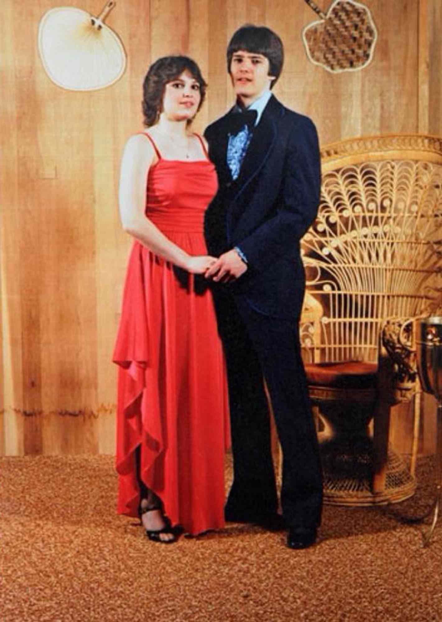 Sarah Palin Divorces Husband Todd Relationship in Photos