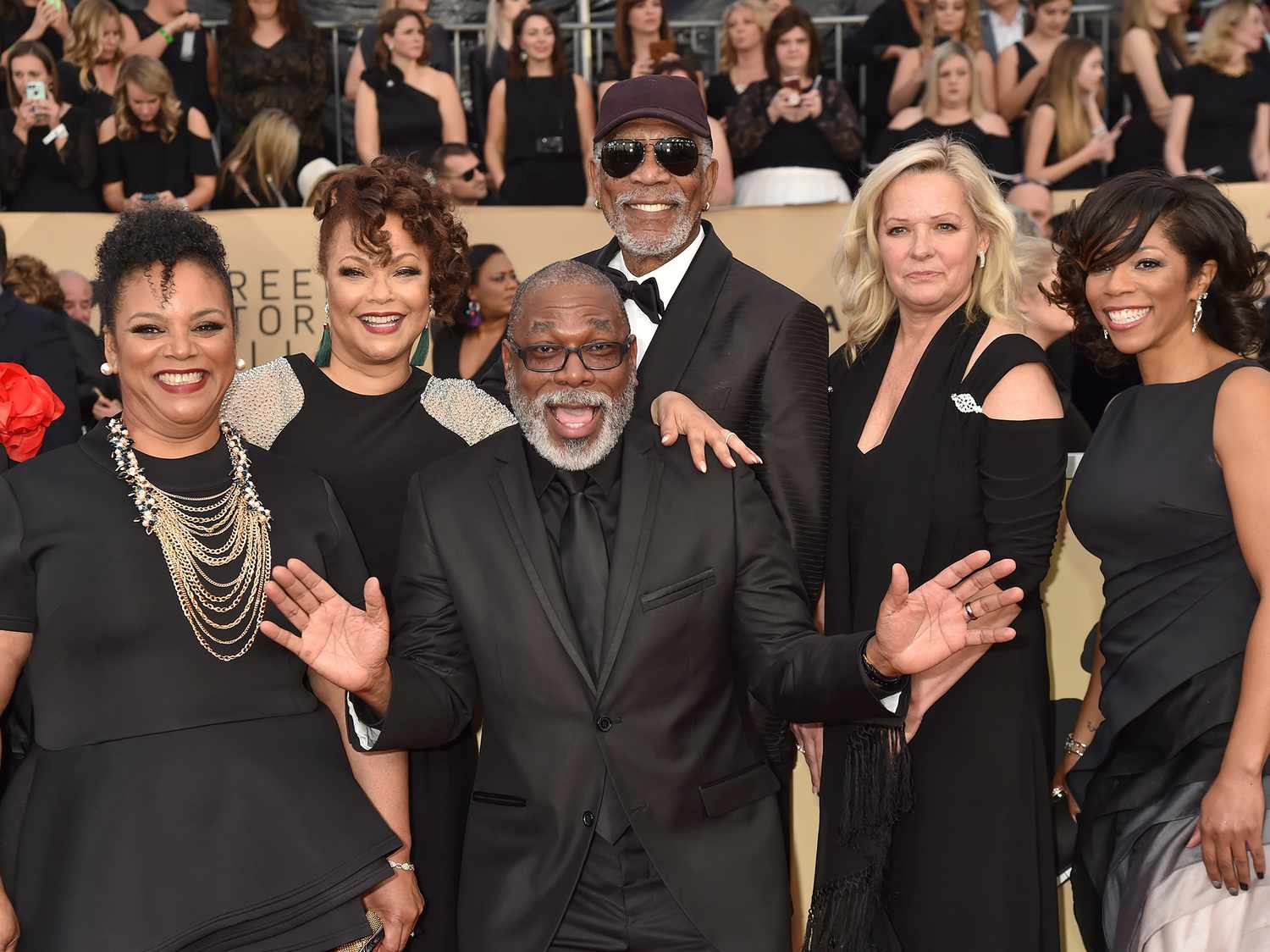 Freeman Brings Entire Family Along to SAG Awards