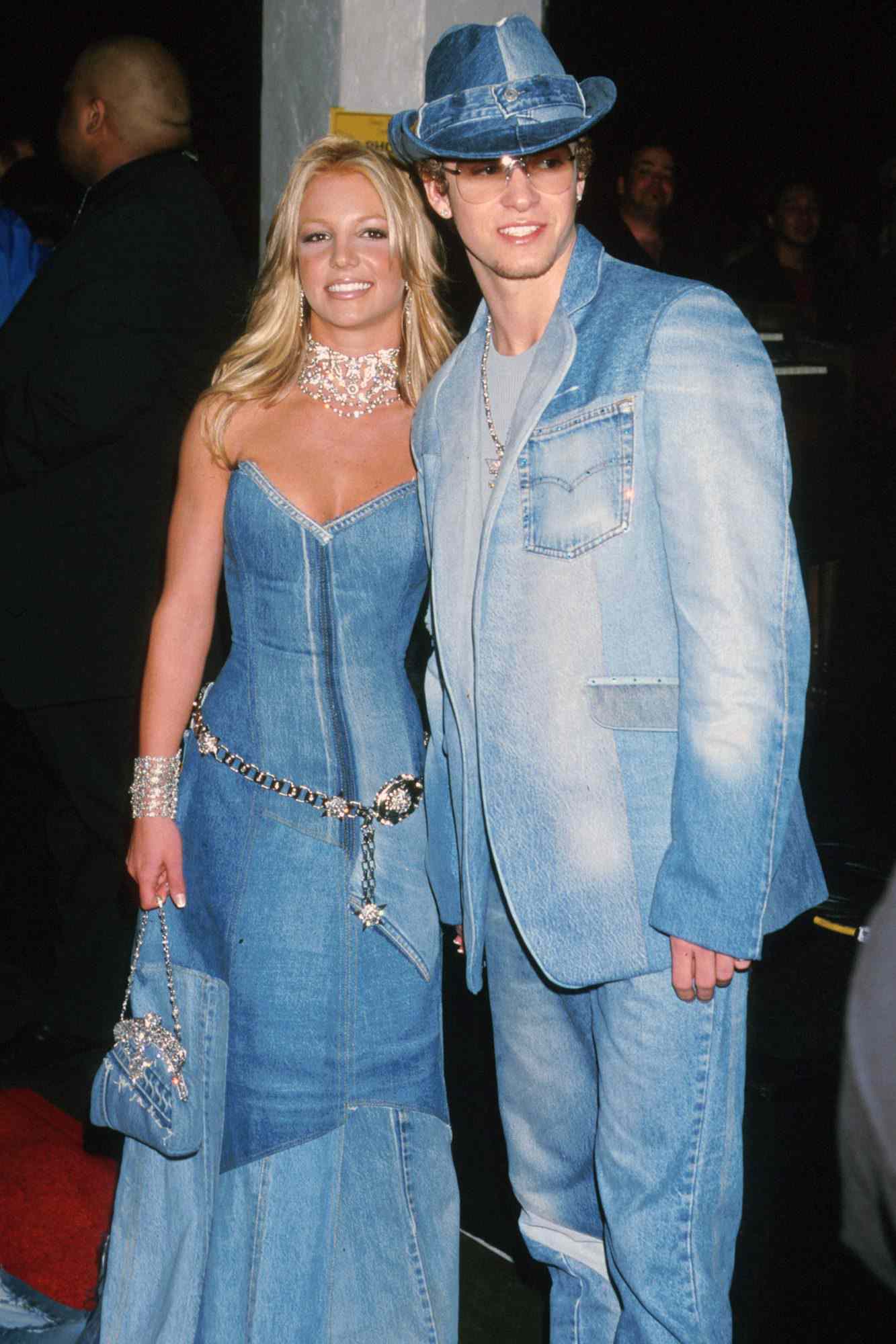 Are Britney and Justin the most iconic couple of pop music? Base ATRL