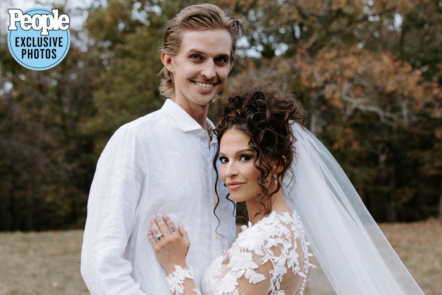 Country Singer Gabrielle Mooney Marries After NearDeath Experience