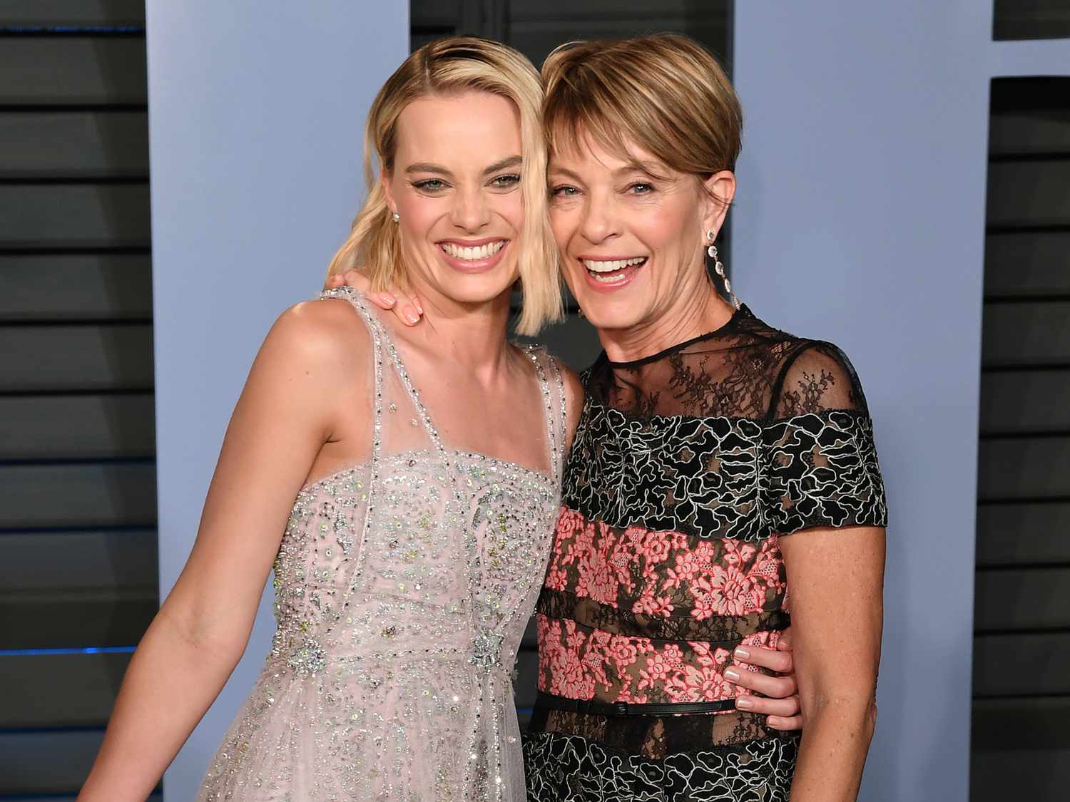 Meet Margot Robbie's Mom All About Sarie Kessler and Their Sweet