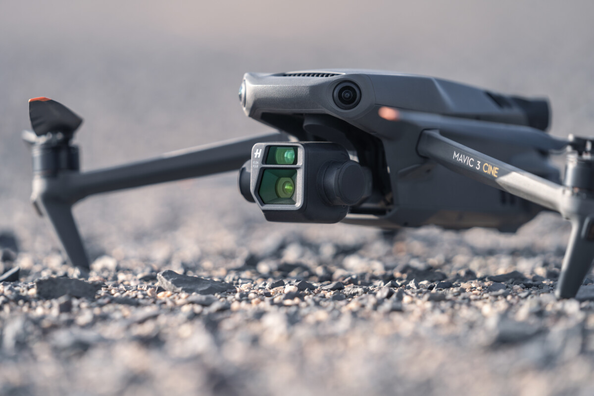 DJI Mavic 3 Canyon Mountains 15 - DJI 在台推出 DJI Mavic 3 旗艦級空拍無人機