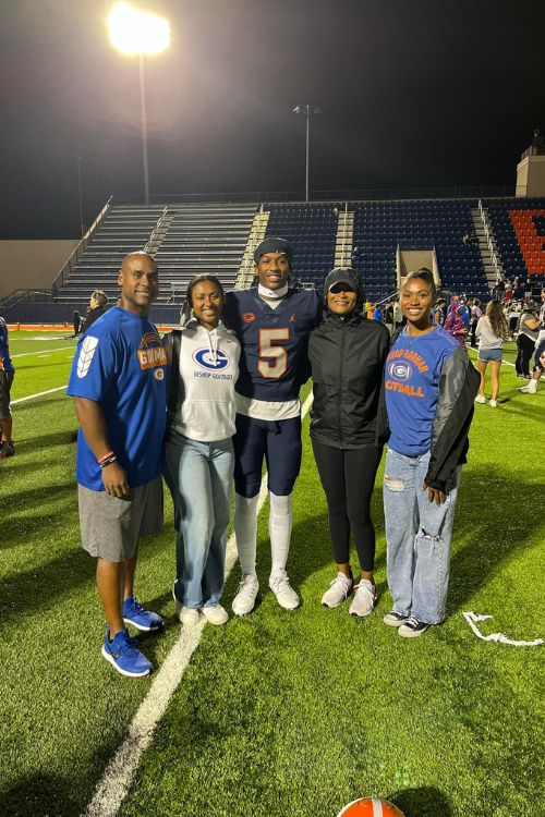 Jett Washington Parents Father Jerrod & Mother Sharia Washington