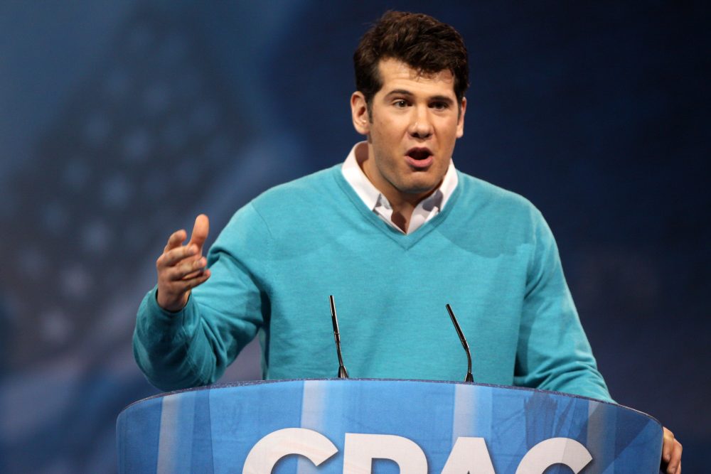 'Louder With Crowder' Steven Crowder's Net Worth Plunged in Debt