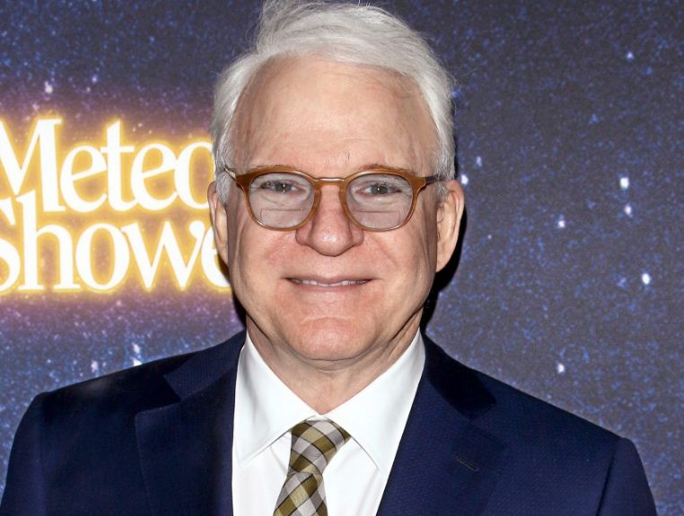 Steve Martin Net Worth, Salary, Age, Height, Weight, Bio, Family, Career