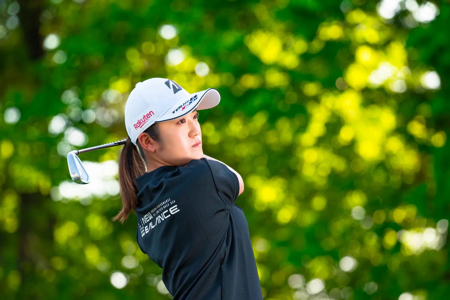 Rakuten-sponsored golf star Mone Inami.