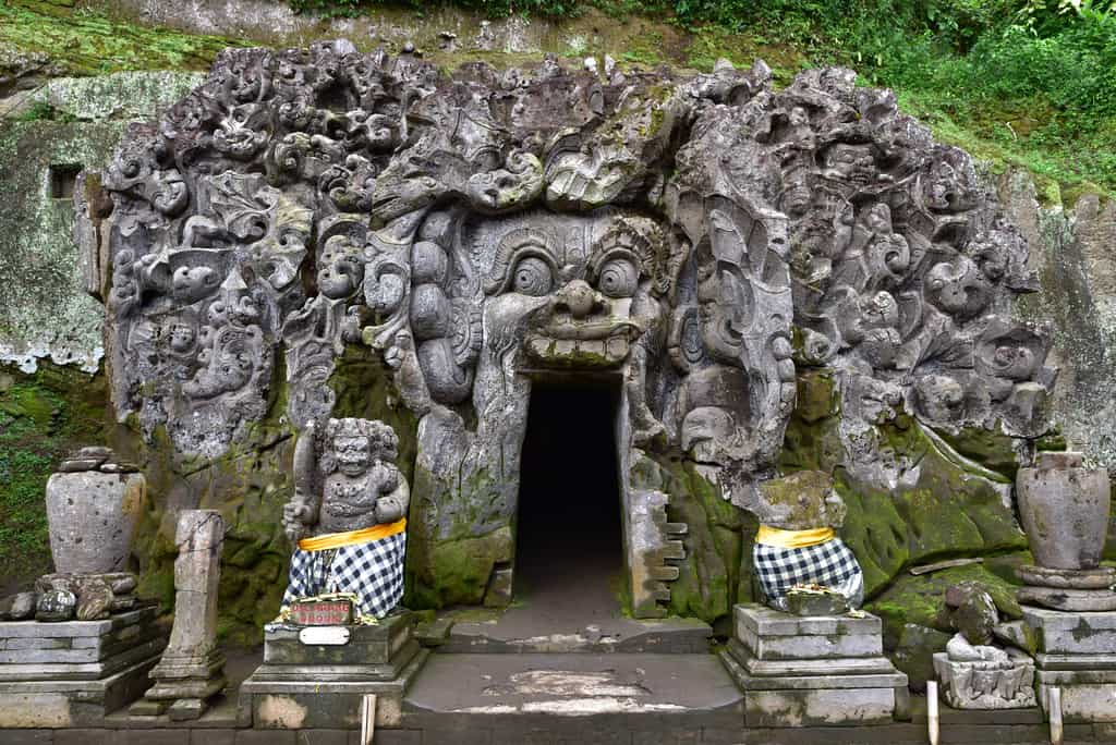 Goa Gajah, elephant cave temple, bali