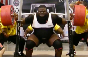 Ray Williams Sets Powerlifting Record With 1,005-Pound Raw Squat