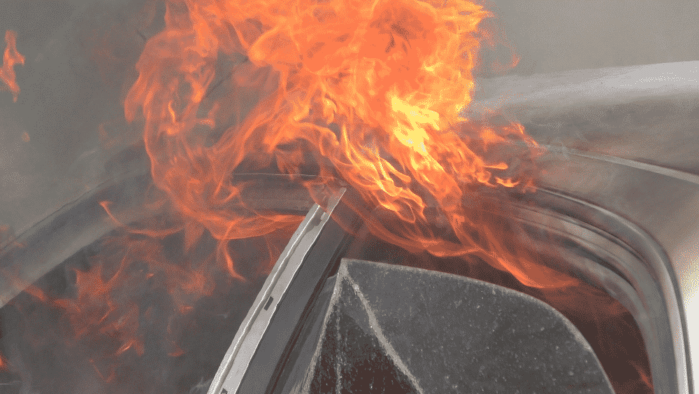 car-burning-after-accident Best Fire Extinguisher for Car