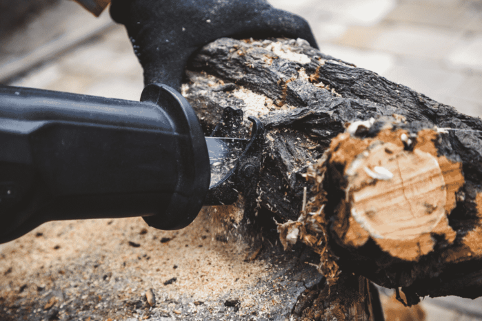 reciprocating power saw Jigsaw vs. Reciprocating Saw