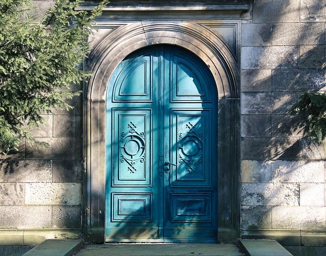Door13 Learn How to Keep Your Wood Doors Beautiful for Years | 17 Wooden Doors Pictures
