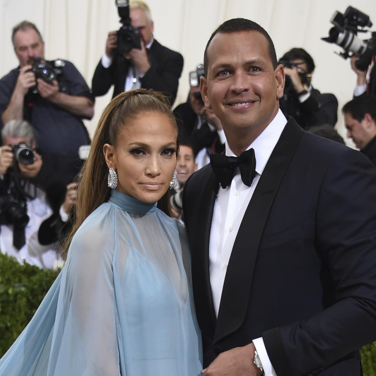 Derek Jeter And Jennifer Lopez A Look At Their Lives And Careers