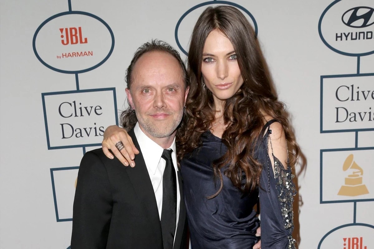 Lars Ulrich's Wife Jessica Miller Shows Off Killer Curves As She Dances