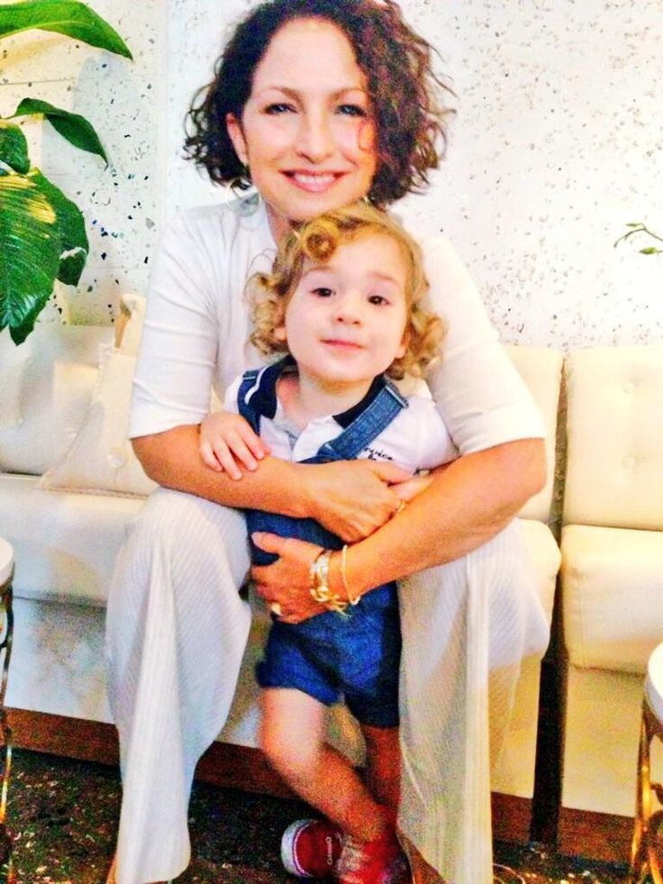 Glo and her grandson Sasha, SO CUTE!!! Gloria Estefan Pinterest