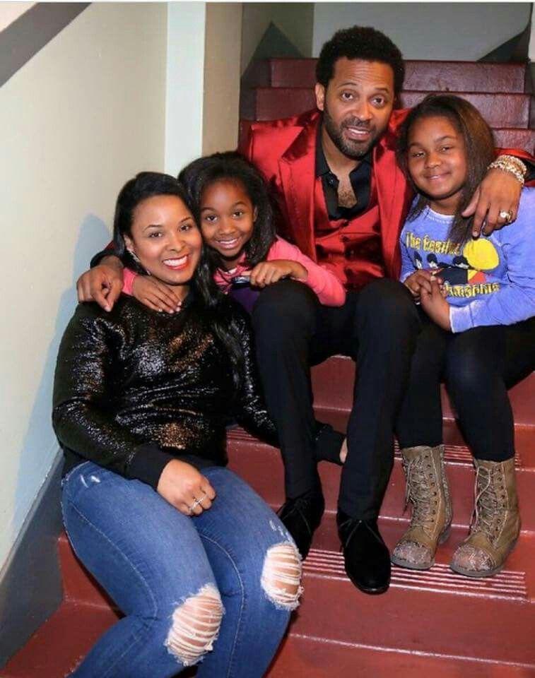 Mike Epps, Wife & youngest two daughters..... Family Love xoxoxo