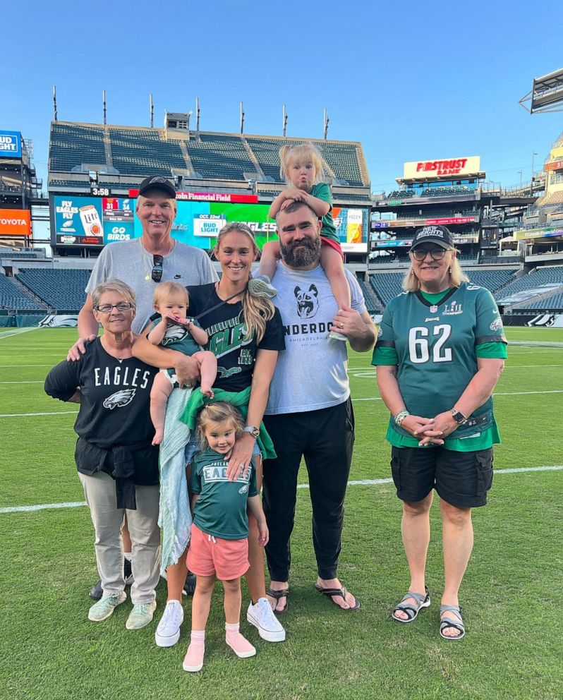 Jason Kelce's daughter cheers on dad at 1st NFL game Good