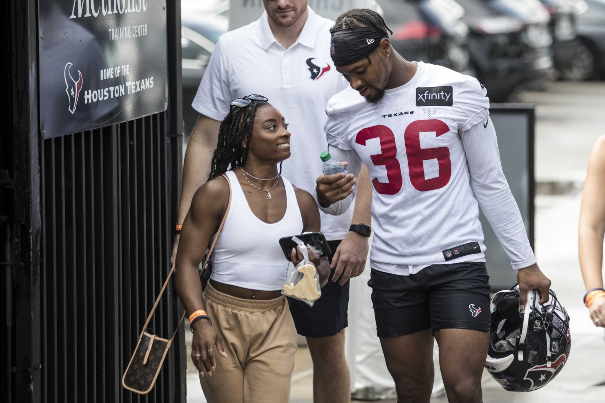Jonathan Owens, Simone Biles' boyfriend, among those cut by Texans