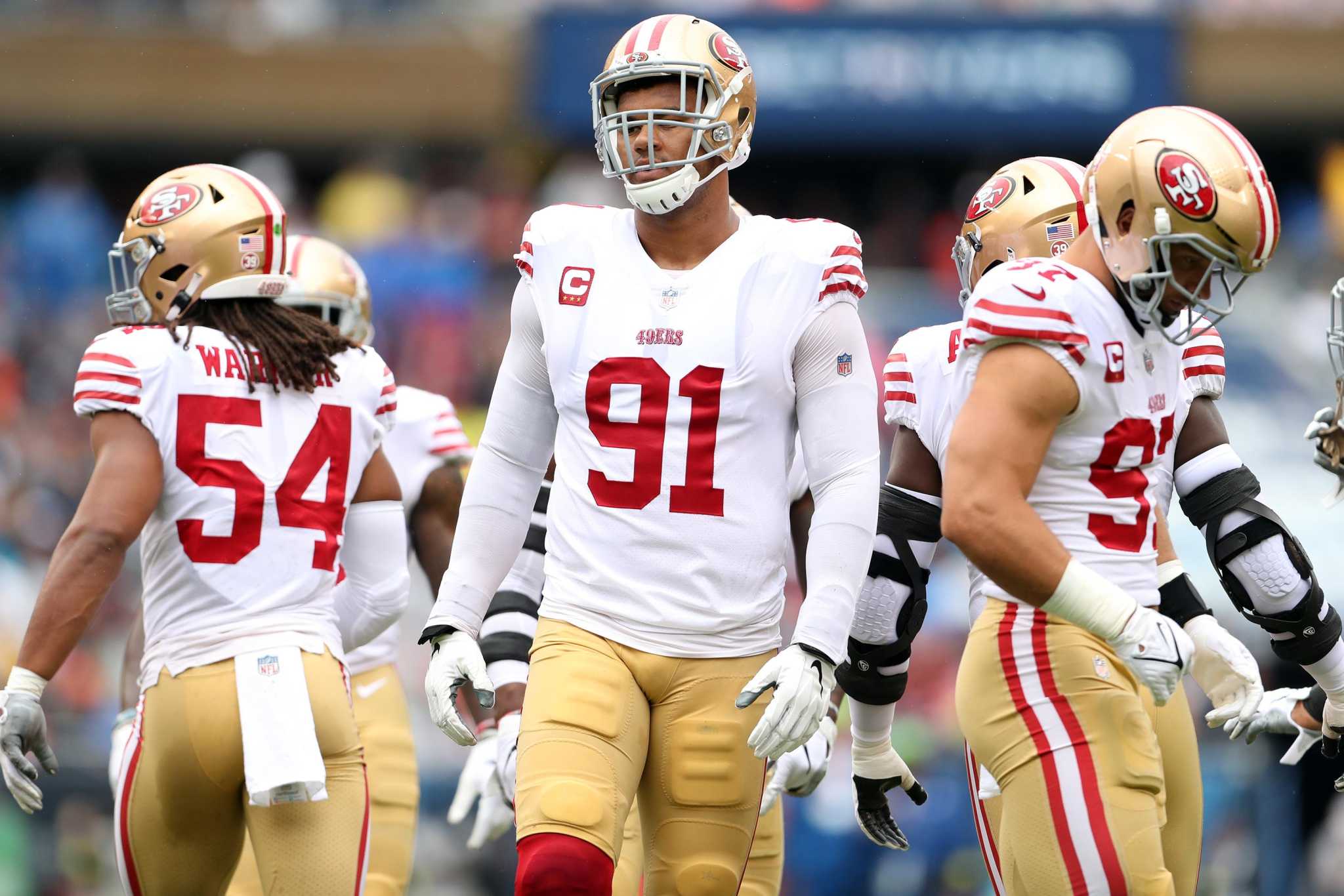 49ers’ Arik Armstead has hairline fracture; Mike McGlinchey jokes about
