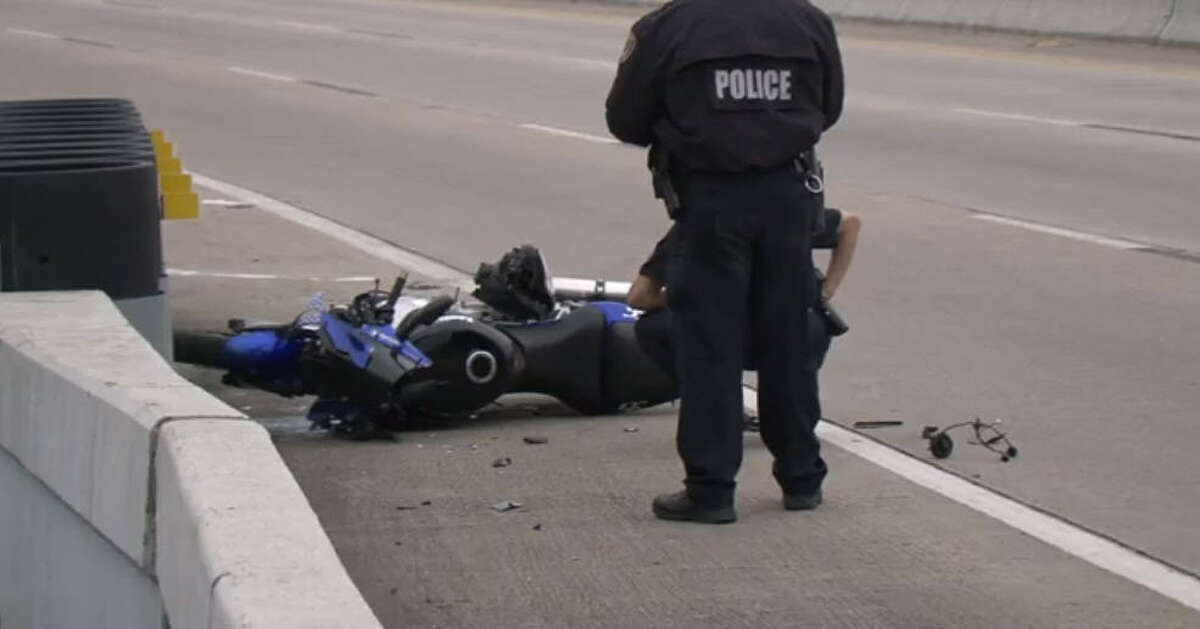 Motorcyclist killed after thrown 45 feet in south Houston crash