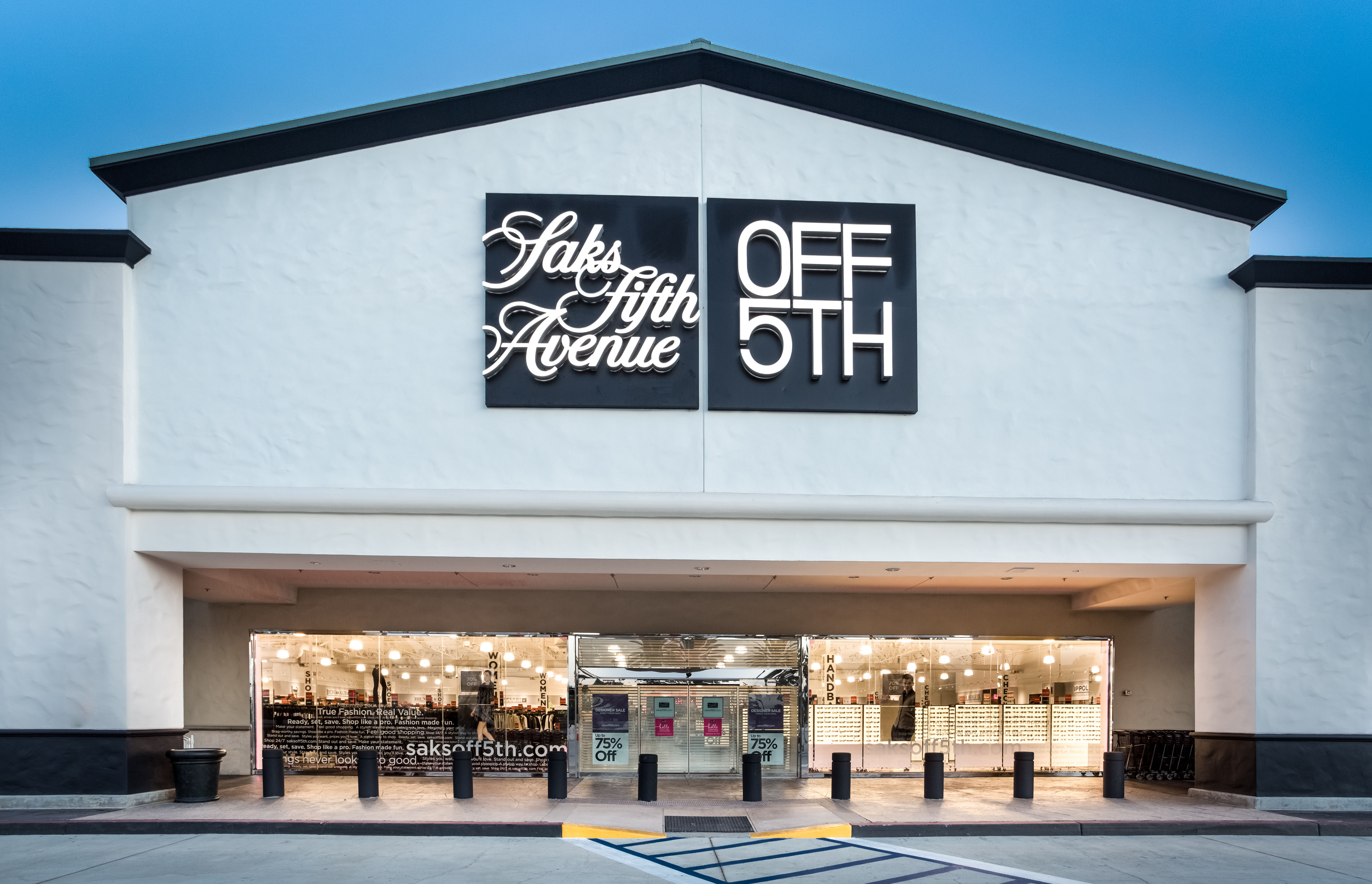 Saks Fifth Avenue Off 5th to open in Farmington Hills on Thursday