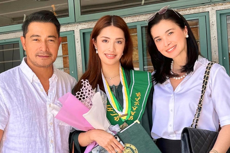 LOOK Cesar Montano, Sunshine Cruz attend daughter's graduation