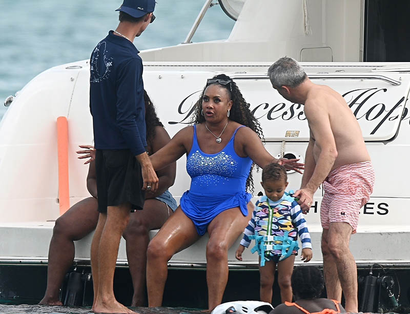 BRIDGETOWN, BARBADOS *EXCLUSIVE* Vivica A. Fox stuns in blue swimsuit as 59 yr old actress