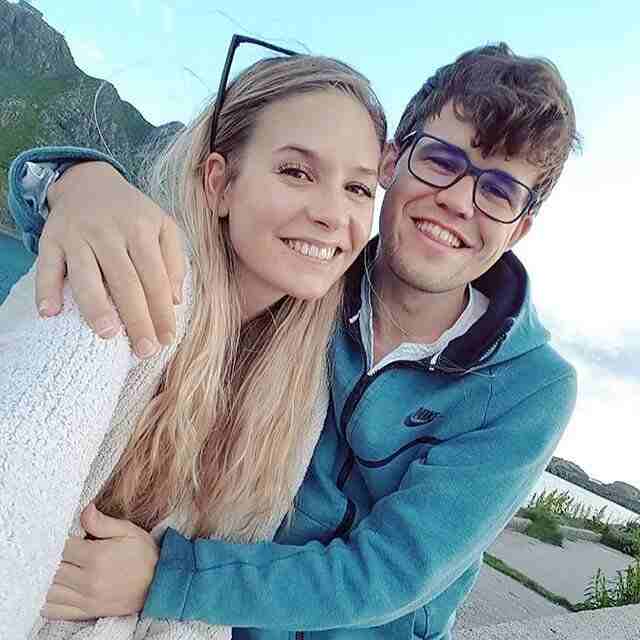 Magnus Carlsen Net Worth, Wife, Parents, Latest News