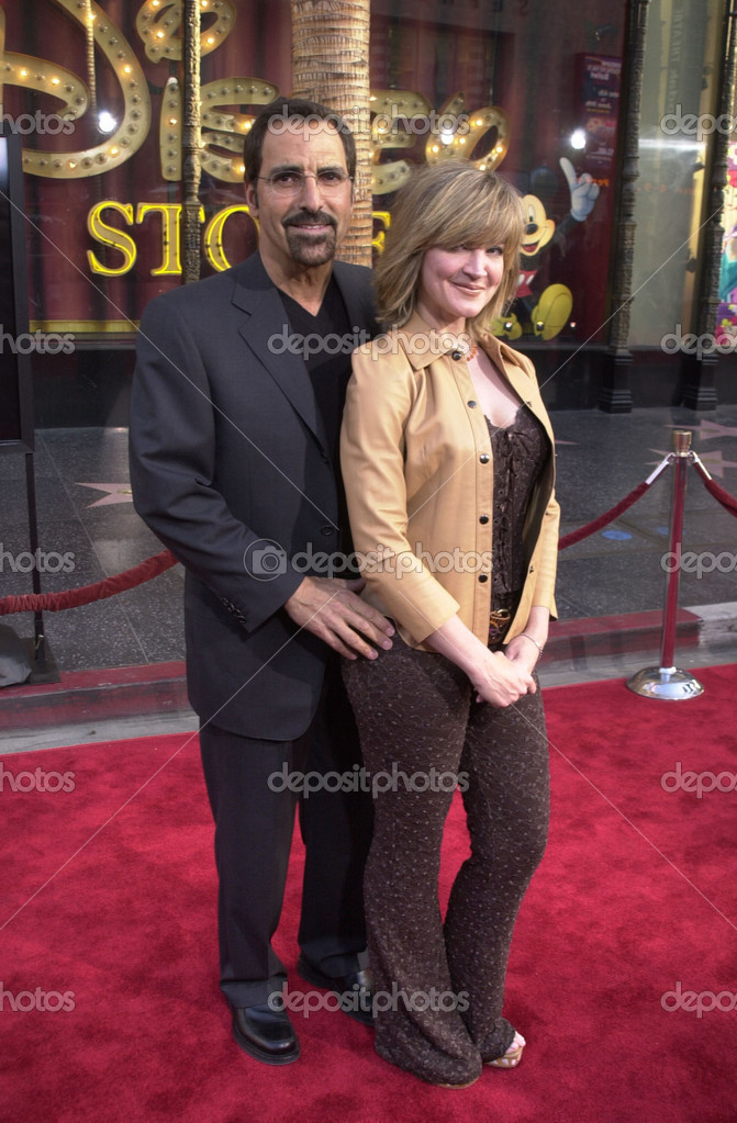 Crystal Bernard and husband Stock Editorial Photo © s_bukley 17926119