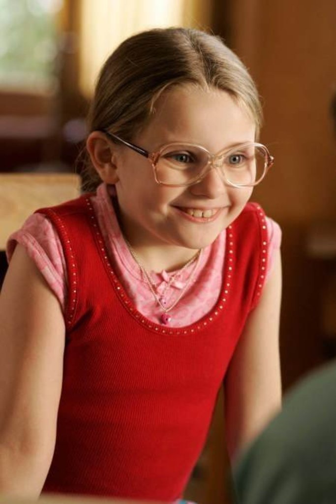 What does Abigail Breslin look like now, seven years after Little Miss