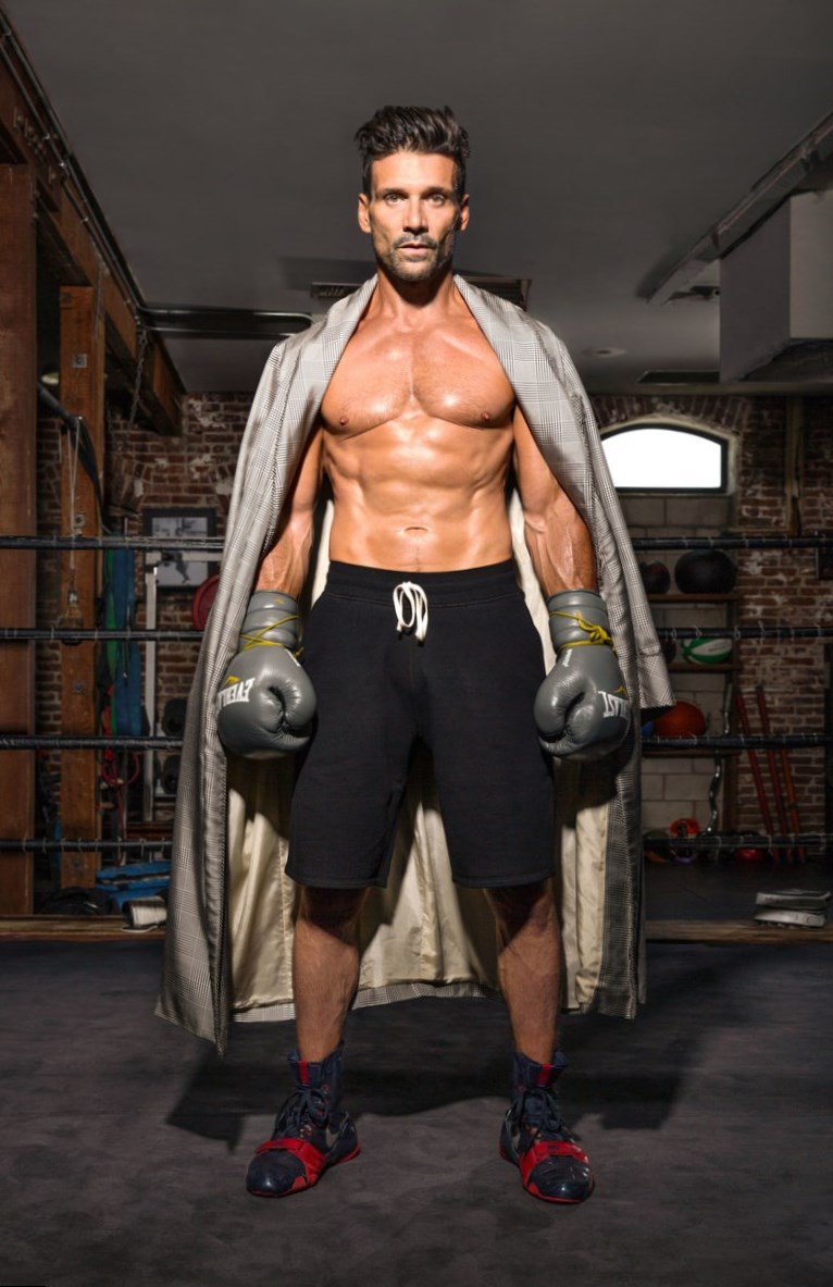 Frank Grillo weight, height and age. We know it all!