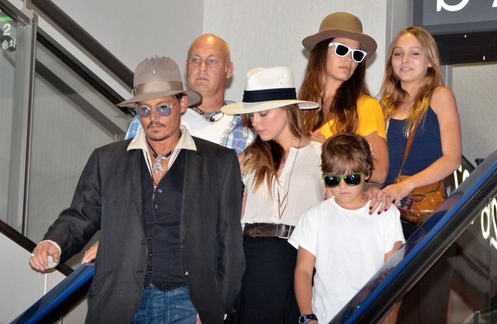 Johny Depp family siblings, parents, children, wife