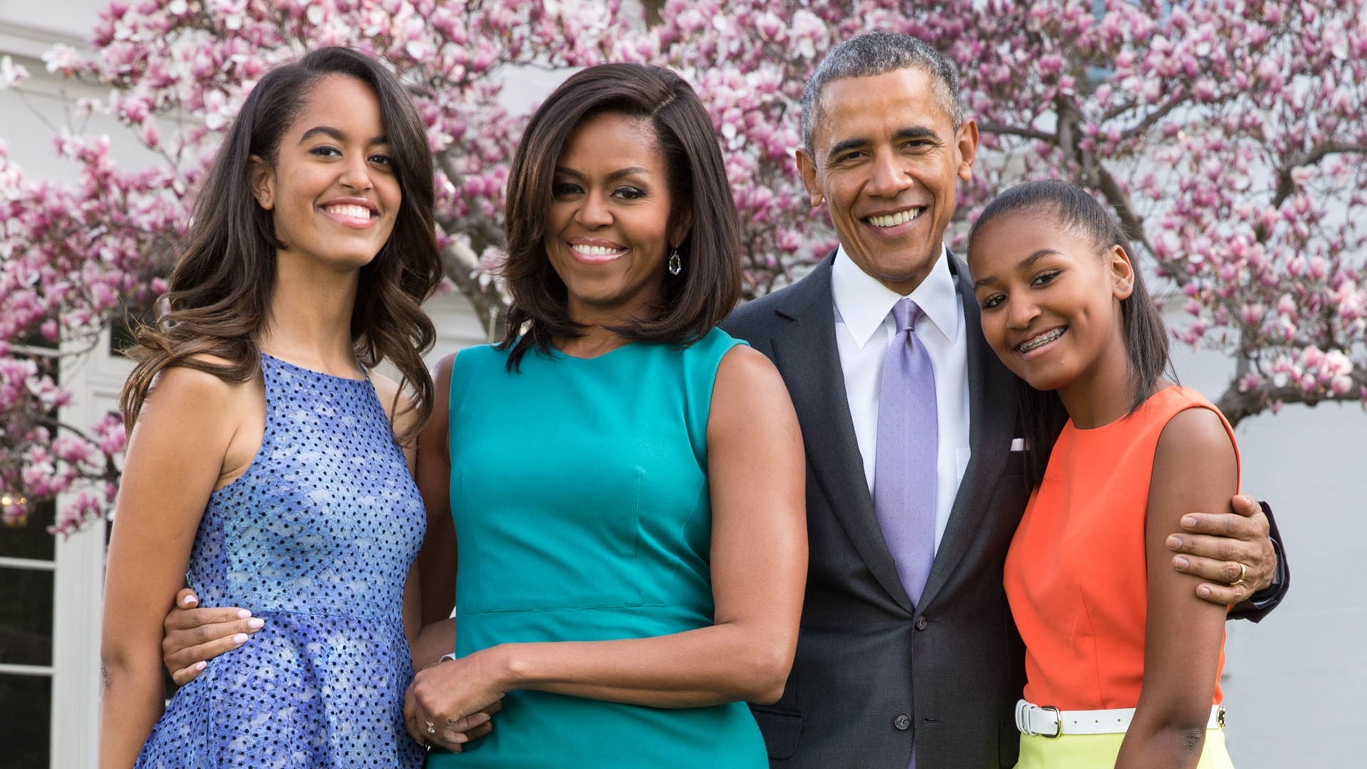 Barack Obama family siblings, parents, children, wife