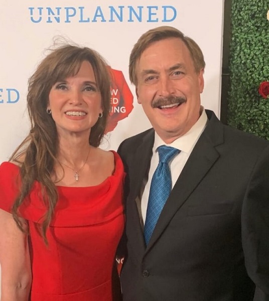 Who is Mike Lindell's exwife Dallas Yocum? Sidomex Entertainment