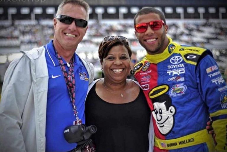 Bubba Wallace Age Height Girlfriend Family » Biography 2023