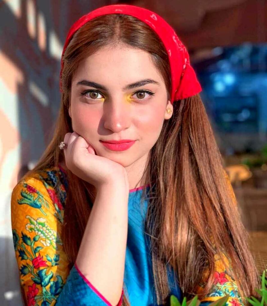 Dananeer Mobeen Height, Age, Boyfriend, Family, Biography & More