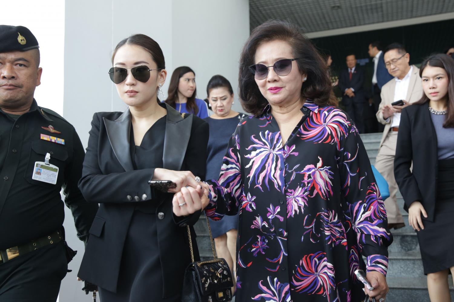 Bangkok Post 'No Potjaman leadership bid'