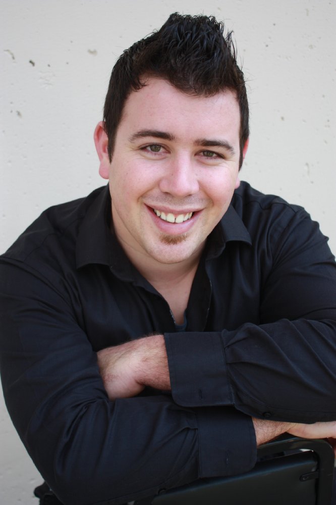 Celebrities Tyler Jameson Martinez, List best free movies Pretty Little Liars Season 4, The