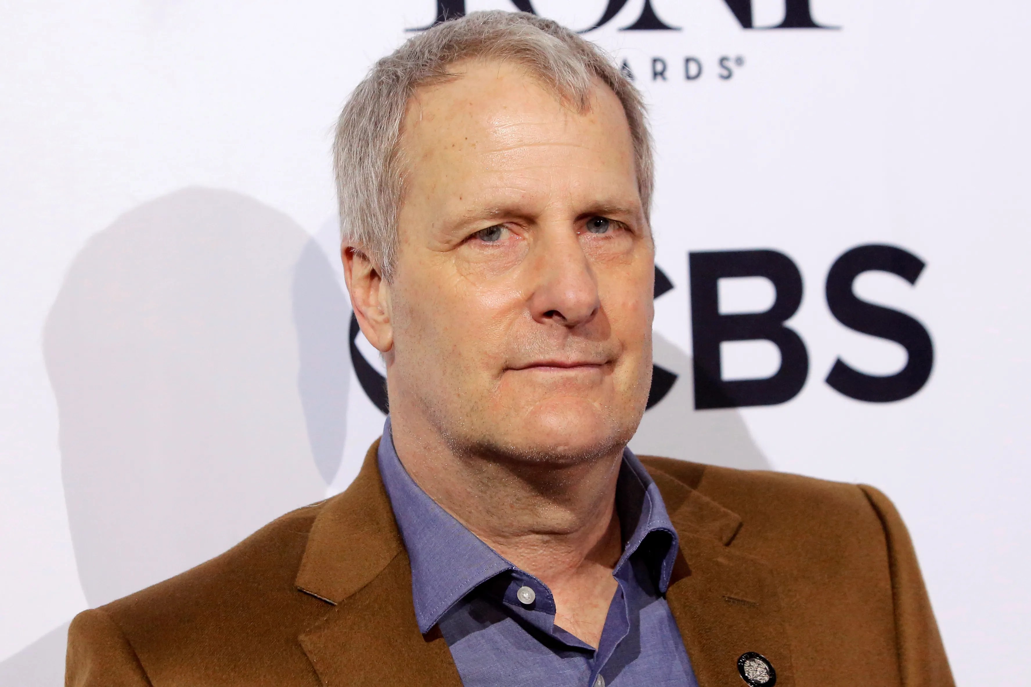 Jeff Daniels sought out professional help after relapsing at 50 Fox News