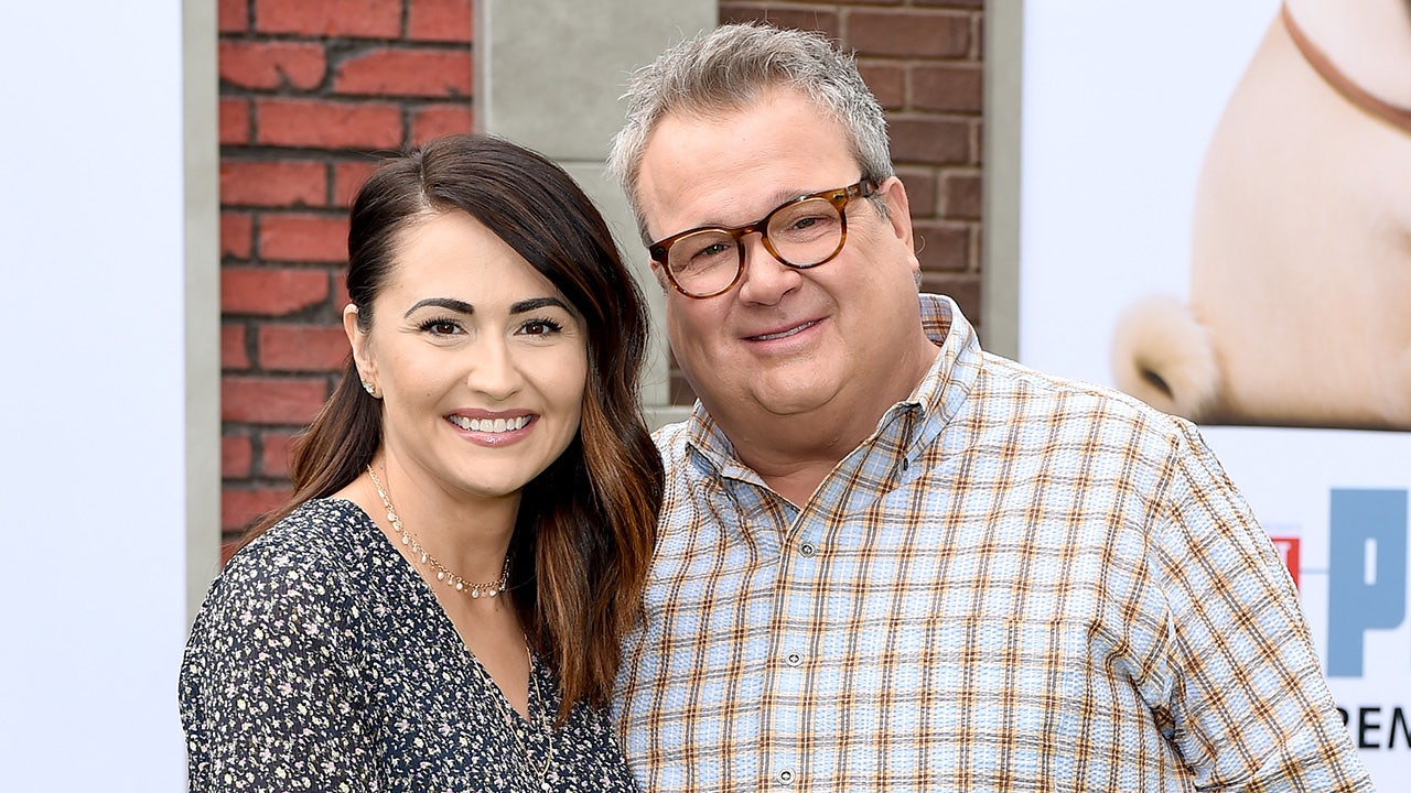 Eric Stonestreet says it's 'ridiculous' that fans assume he, fiancée have large age gap 'She