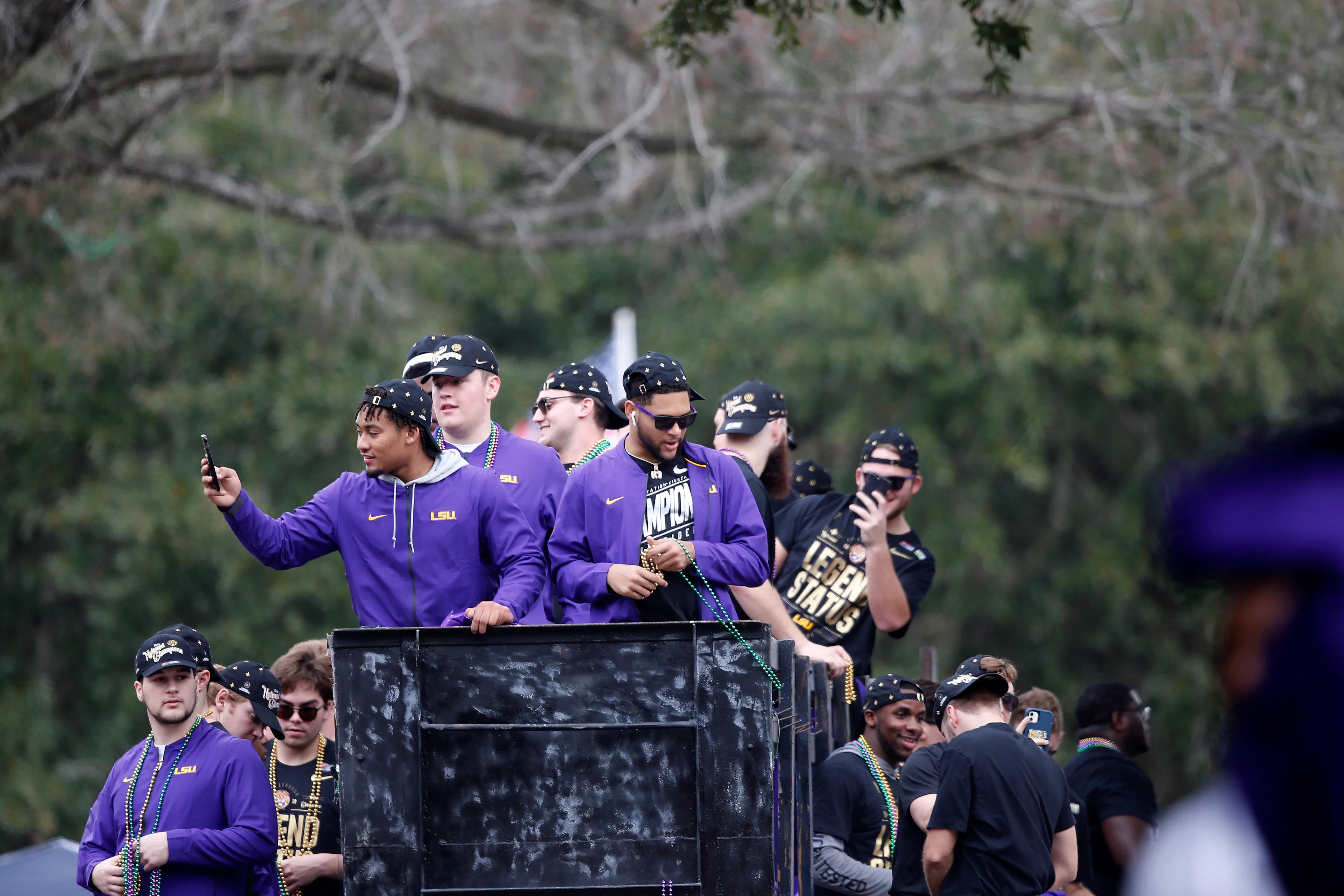 LSU title parade draws massive crowds The Seattle Times