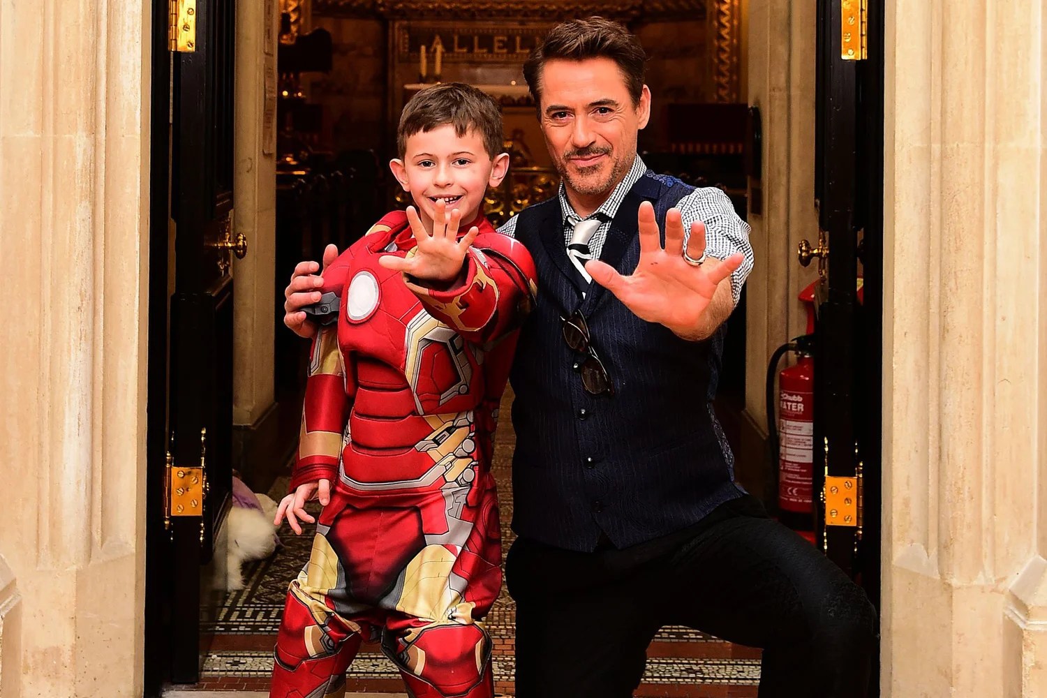 Robert Downey Jr delights cancer patients on Great Ormond Street visit