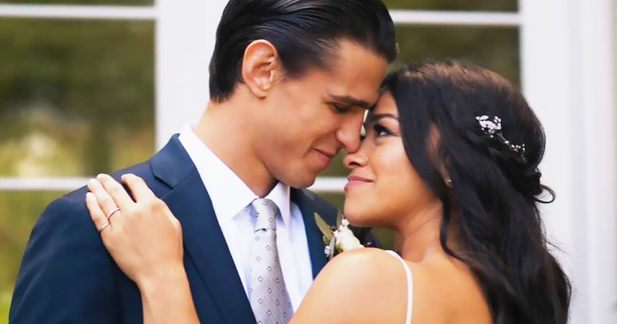 'Jane the Virgin' Star Gina Rodriguez Got Married 22 Words