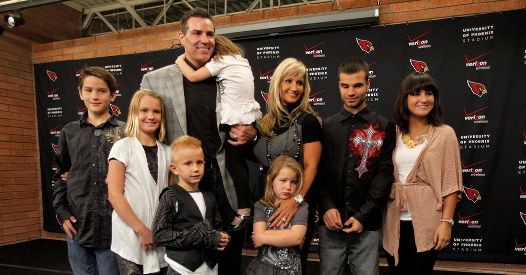 A Look at Kurt Warner's Net Worth and His Family with Wife and 7 Children