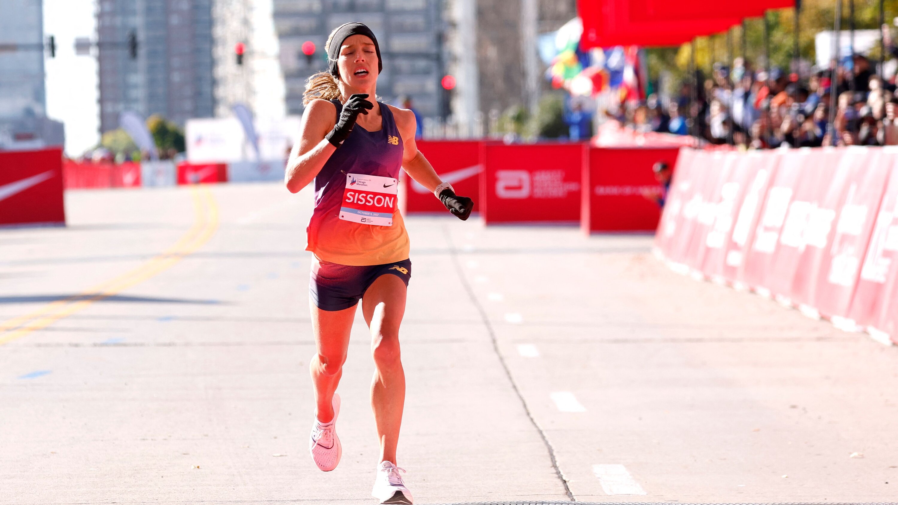 Emily Sisson Demolishes American Record at the Chicago Marathon The